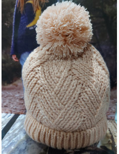 GORRO TRENZADO POMPÓN