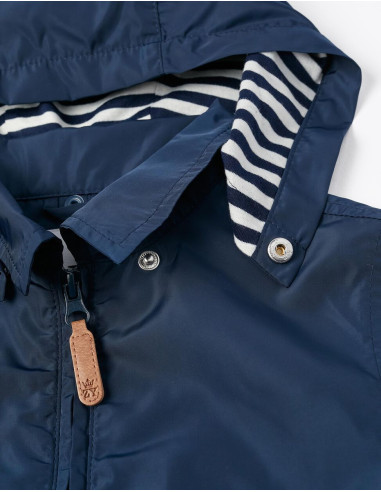 CORTAVIENTO CON CAPUCHA DESMONTABLE BABY