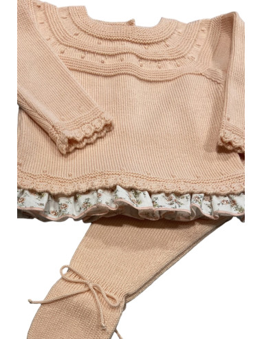 Conjunto jubón con volante y polaina