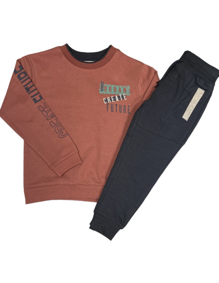 CONJUNTO SUDADERA Y PANTALÓN "URBAN CREATE FUTURE"