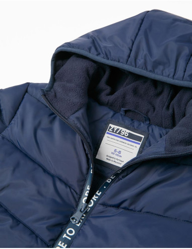 CHAQUETA ACOLCHADA CON CAPUCHA Y FORRO POLAR