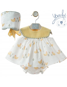 JESUSÍN con capota gallinas...